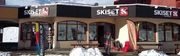 Ski Attitude