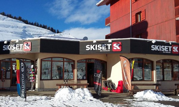 Ski Attitude